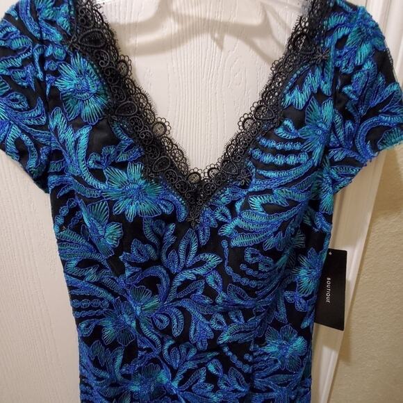 New JS Collections embroidered floral midi dress - Picture 6 of 12